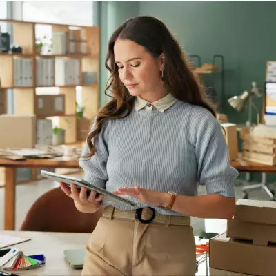Logistyka w e-commerce B2B: korzyści z wielomagazynowości